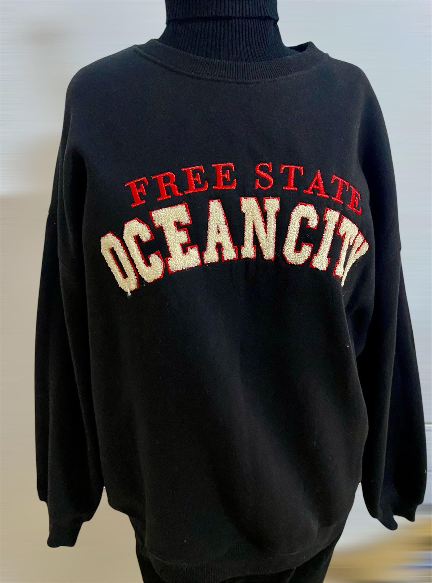 Women's Oversized Crew Neck Printed Sweatshirt